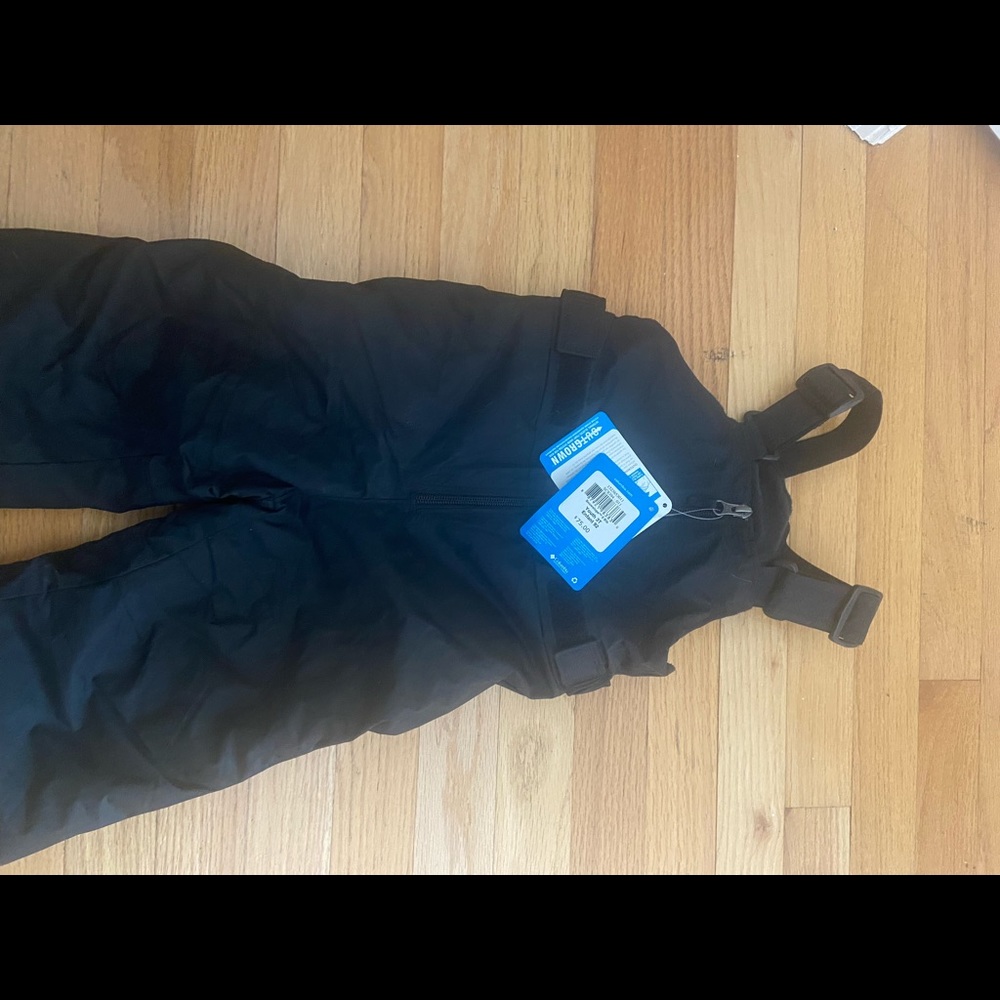 NWT Columbia snow pants/bib 4T